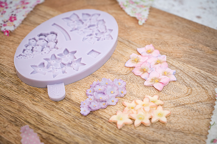 karen-davies-filler-flowers-silikonform-bl-ten-hortensien image 4