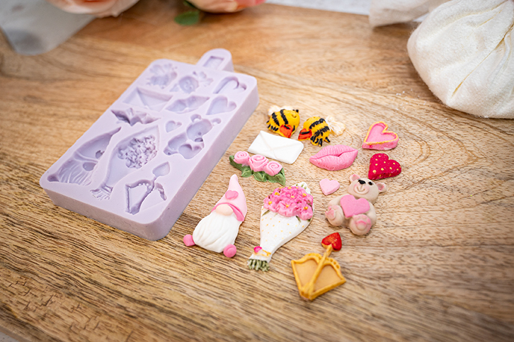 karen-davies-miniature-valentines-silikonform-valentinstag-mini-motive image 3