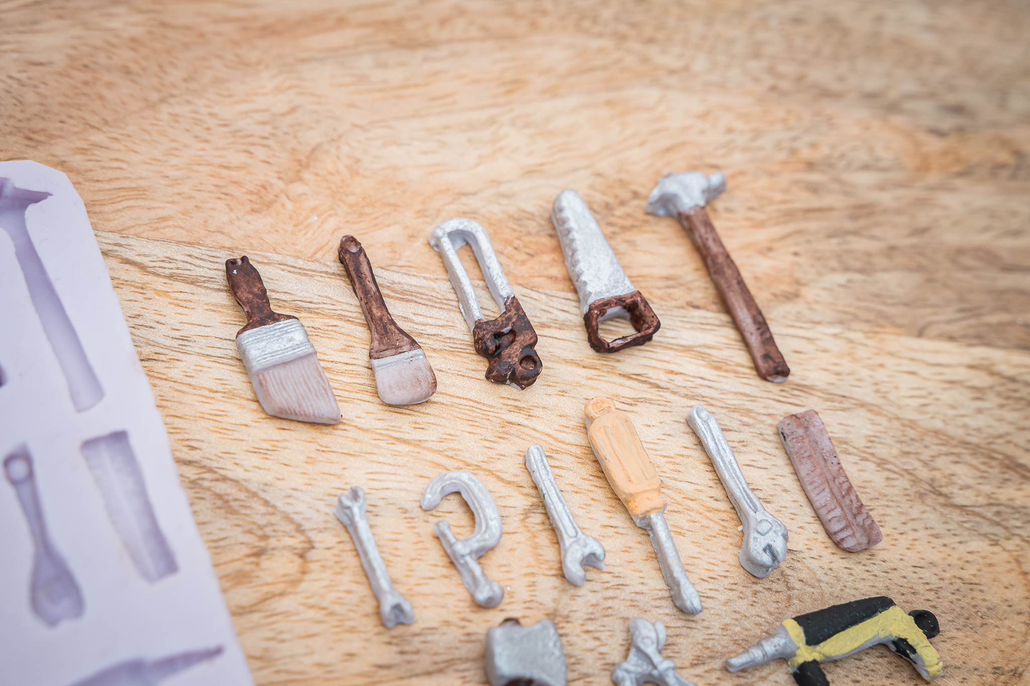 karen-davies-miniature-tools-silikonform-werkzeug image 8