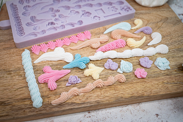 karen-davies-royal-icing-essentials-silikonform-lambeth image 4