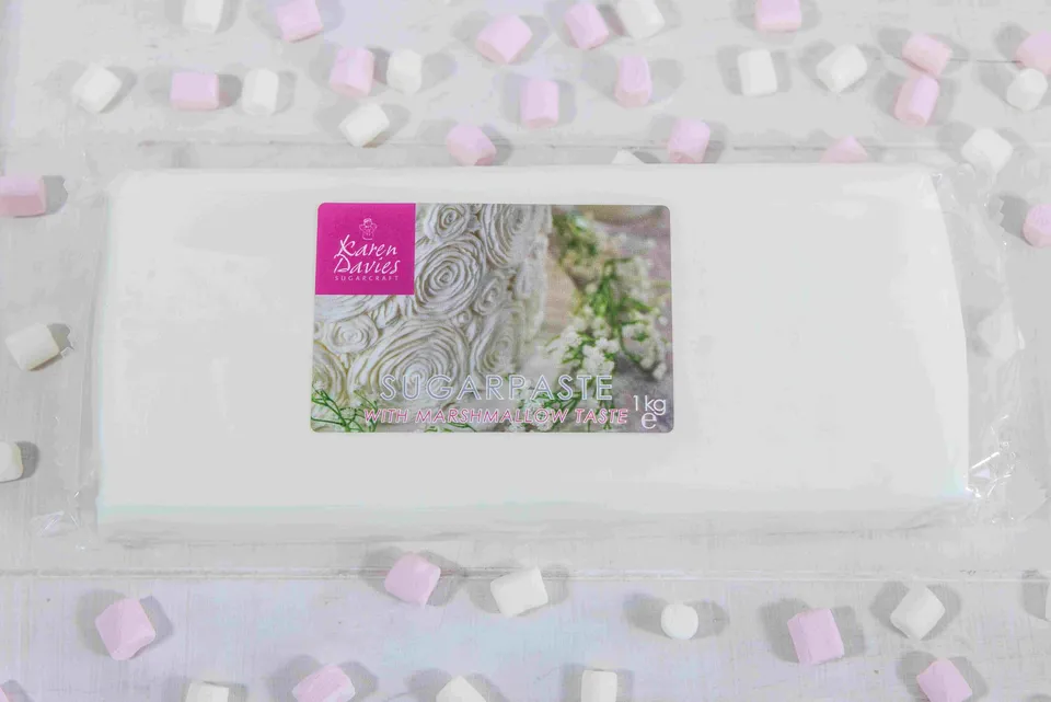 karen-davies-marshmallow-sugarpaste-1kg-wei-er-rollfondant-mit-vanille image 1