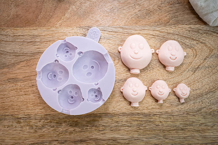 karen-davies-face-five-sizes-silikonform-10-40-mm image 1