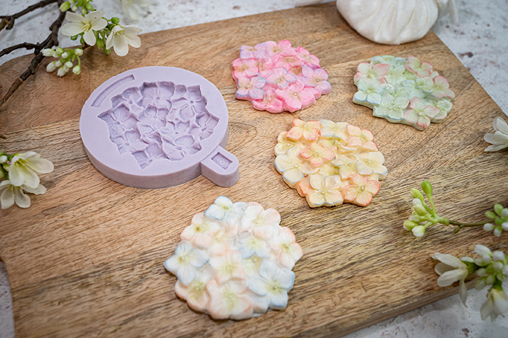 karen-davies-cupcake-top-hydrangea-silikonform-hortensie image 4