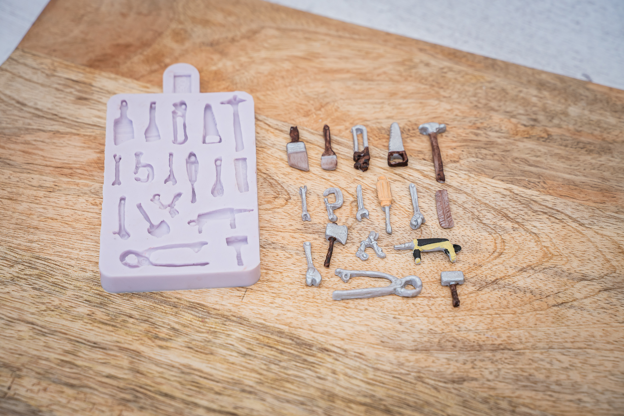 karen-davies-miniature-tools-silikonform-werkzeug image 5