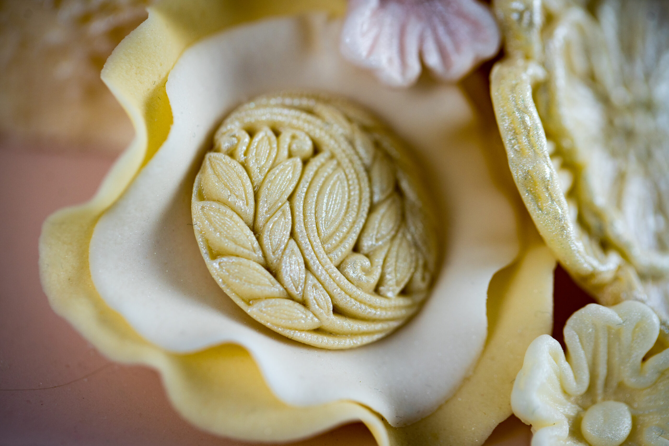 karen-davies-vintage-brooch-silikonform image 8