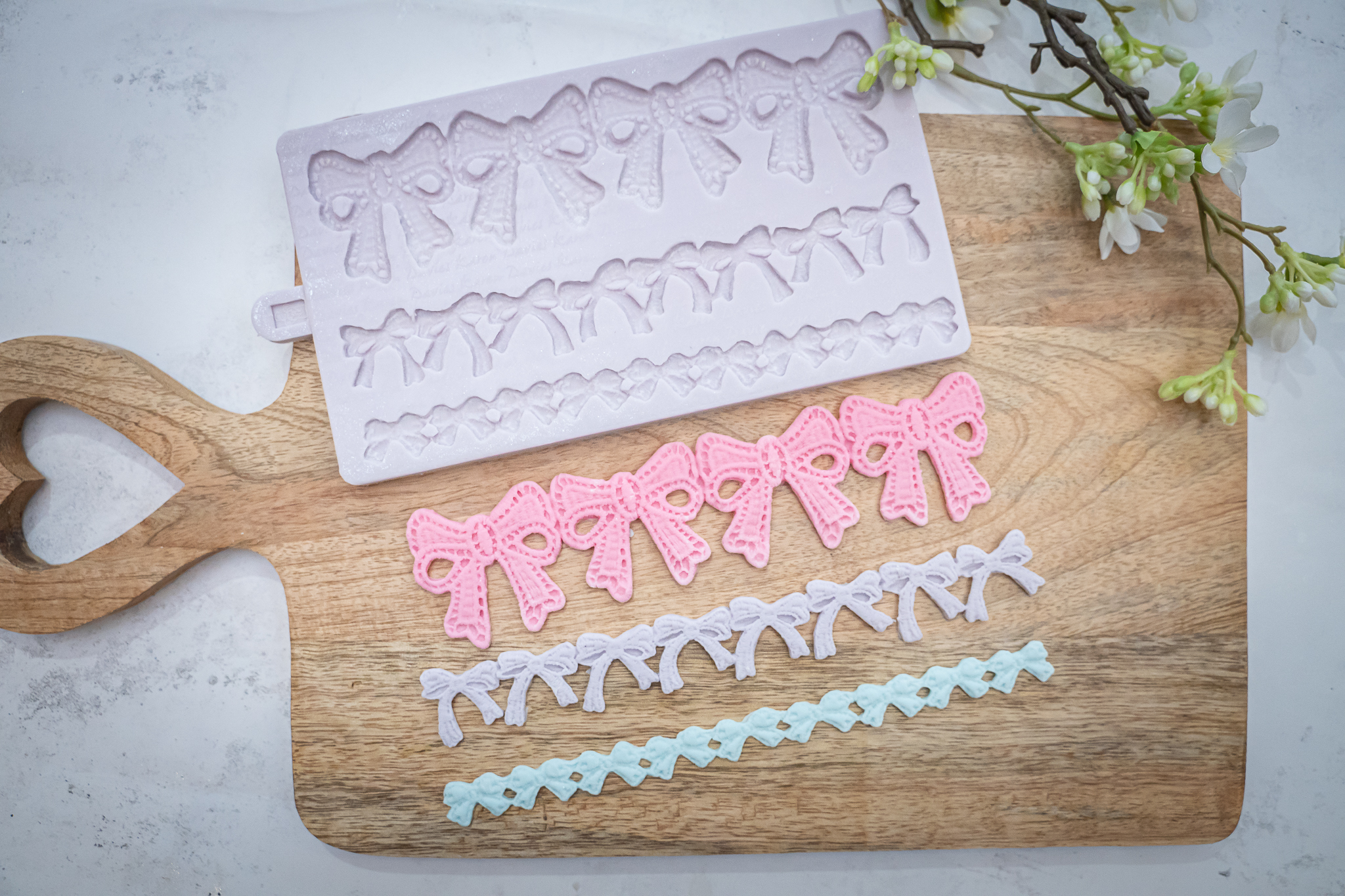 karen-davies-lace-bow-borders-silikonform-schleifen-bord-re image 6