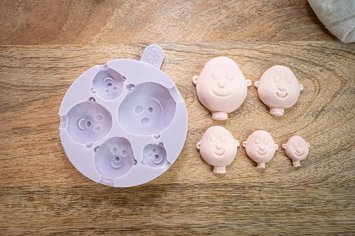 karen-davies-face-five-sizes-silikonform-10-40-mm image 1