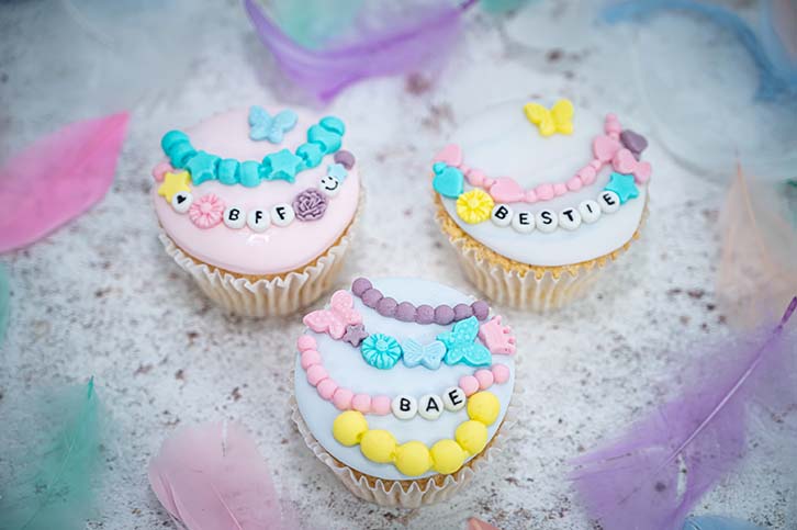 karen-davies-sugar-sip-galentines-cupcakes-silikonform image 2