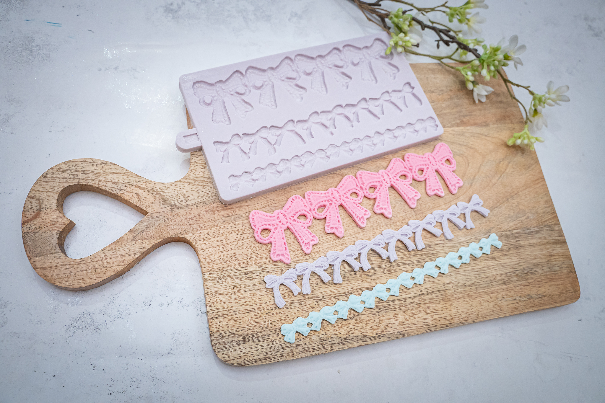 karen-davies-lace-bow-borders-silikonform-schleifen-bord-re image 4