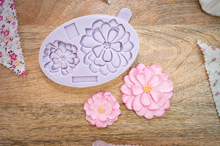 karen-davies-dahlia-silikonform-2-dahlien-designs image 2