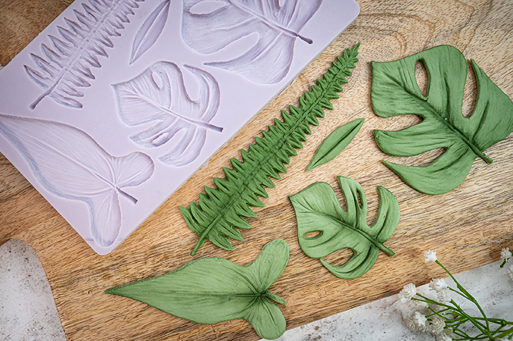 karen-davies-tropical-leaves-silikonform-monstera-co image 4