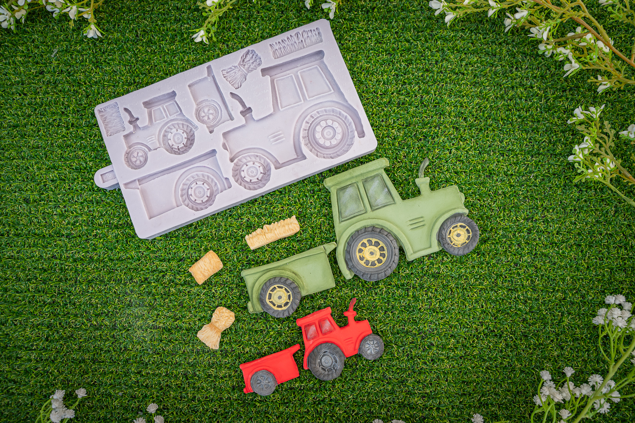 karen-davies-meadow-tractor-silikonform-geburtstag image 3