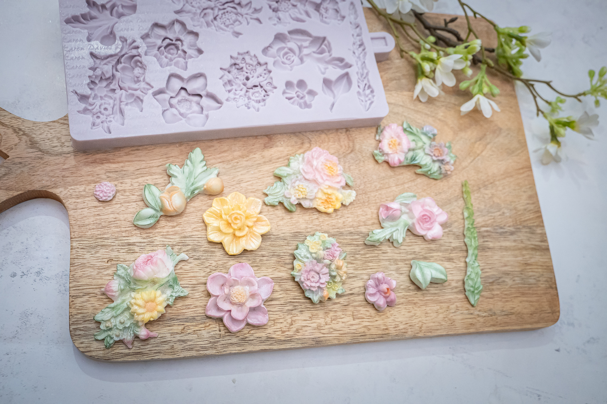 karen-davies-floral-essentials-silikonform-blumen-und-bl-tter image 2